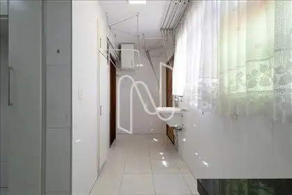 ÁREA DE SERVIÇO 