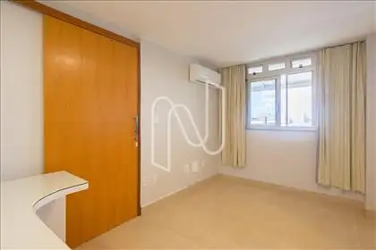 QUARTO 5 