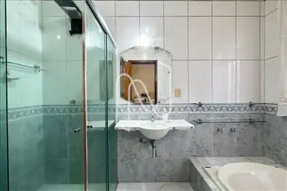 Banheiro quarto 2  