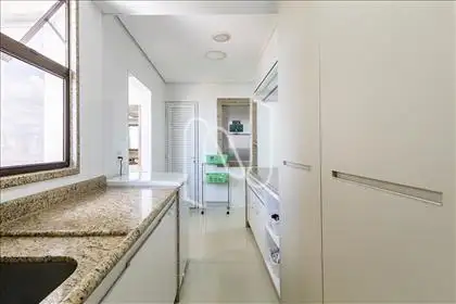 ÁREA DE SERVIÇO 