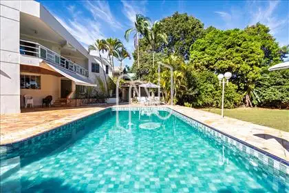  Piscina