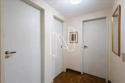 HALL AREA INTIMA 