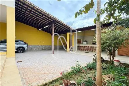  Garagem 