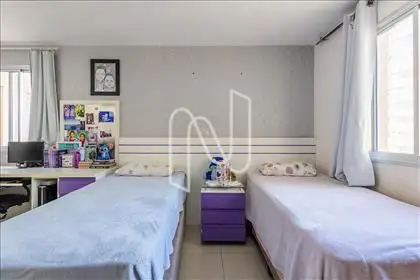 Quarto 4  
