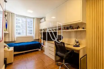 Quarto 4