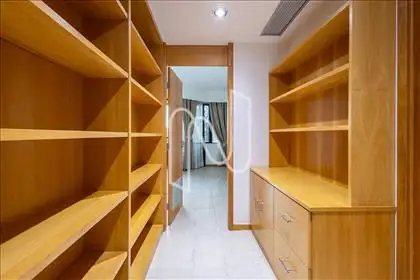  Closet 