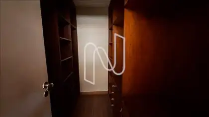  Closet