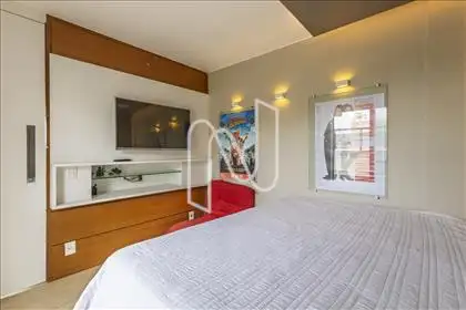Quarto/cobertura 