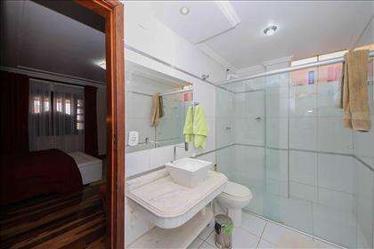 Quarto 2 - banheiro suíte  