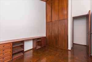 Quarto V