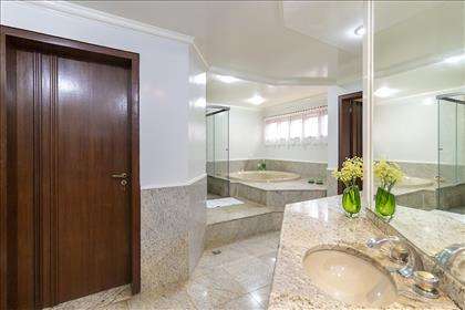 Quarto 6 - banheiro suíte