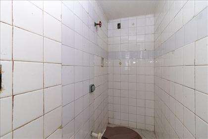 Banheiro de serviço