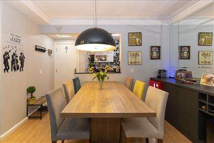 Sala de estar e jantar