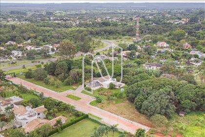 FOTO AÉREA - VISTA AMPLA DO CONDOMÍNIO