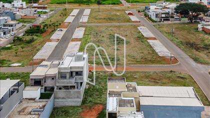 LOTE - TRÁS - VISTA PRÓXIMA 