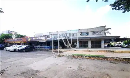 FACHADA - FRENTE
