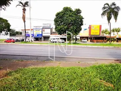 VISTA - ESTACIONAMENTO LADO 
