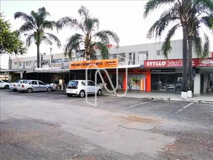 FACHADA - LADO