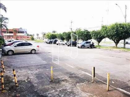 ESTACIONAMENTO - LADO 