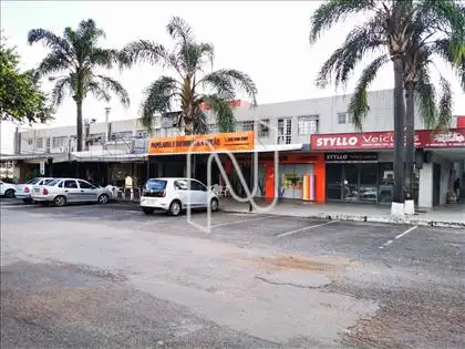FACHADA - LADO