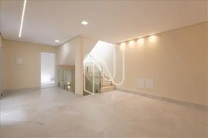  Hall Superior 