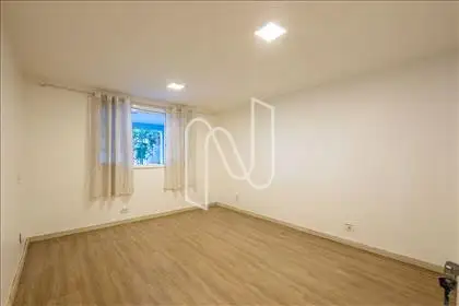 Quarto frente 