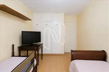   Quarto_1