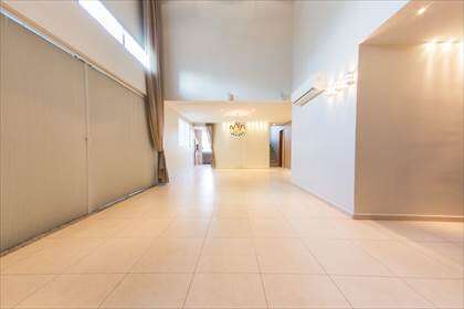 20 - Sala com Pé Direito Duplo