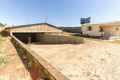 10 - Entrada do Galpão 