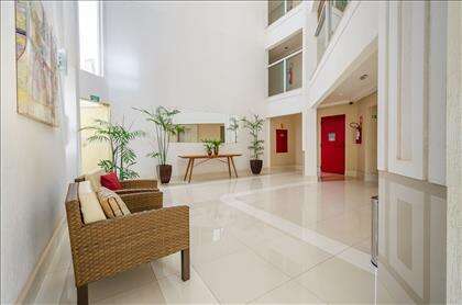 19 - Hall de Entrada