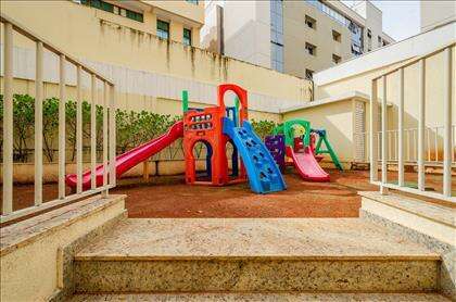 22 - Playground