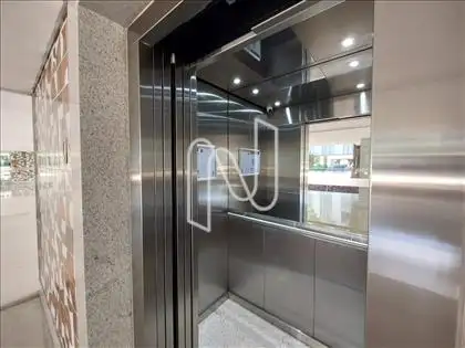 Elevador social