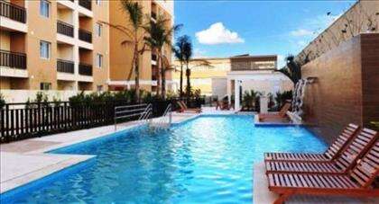 01 Piscina com cascata