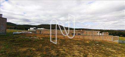 construção no lote lateral 