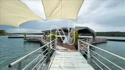 Área de lazer - restaurante flutuante 