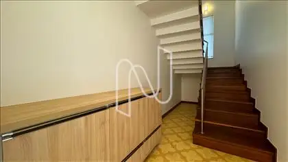 escada 