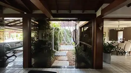 Sala de estar acesso jardim e varanda