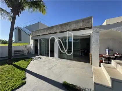 espaço de jogos / deposito