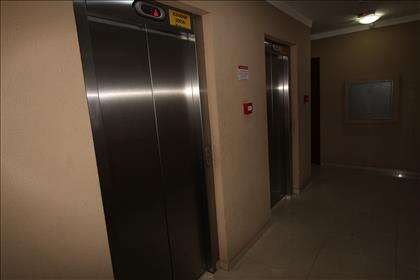 Elevadore de entrada Serviço e Social