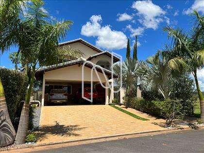 FRENTE CASA