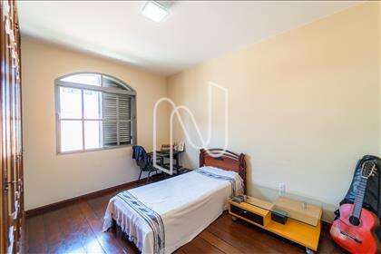 C5 QUARTO 4 