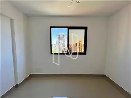 B4 QUARTO 3 SUÍTE