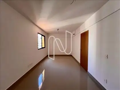 B8 QUARTO 4 SUÍTE MASTER