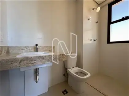 B6 BANHEIRO SUÍTE