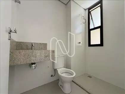 B1 BANHEIRO SUÍTE 1