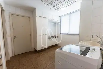 ÁREA DE SERVIÇO 