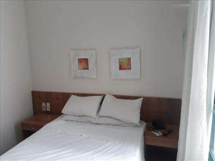 Quarto mobiliado