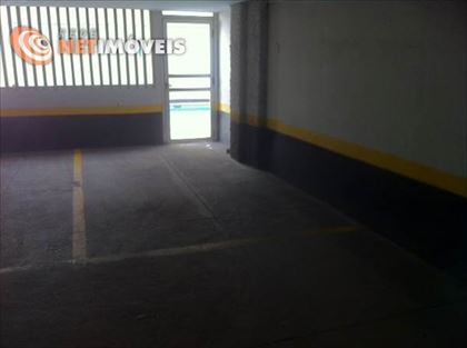 Vaga solta e coberta