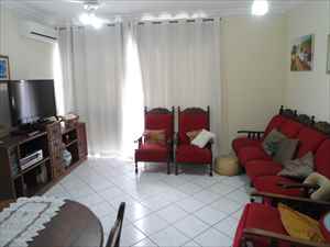 Sala ampla com ar split