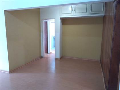 SALA AMPLA EM L